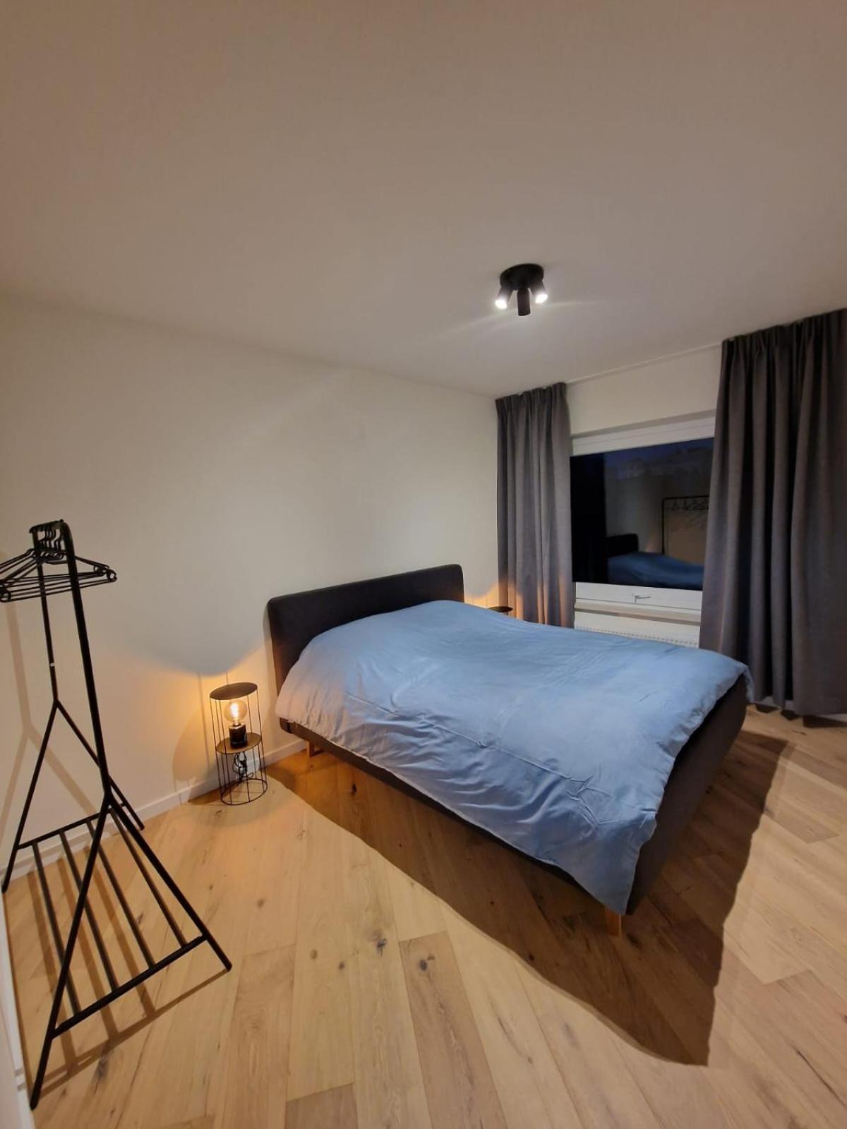 Luxury Renovated 3 Rooms Apartment Ostend Exterior photo